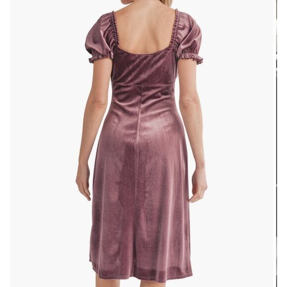 All in Favor Puff Sleeve Crushed Velvet Dress - Plum Size M - Picture 2 of 6